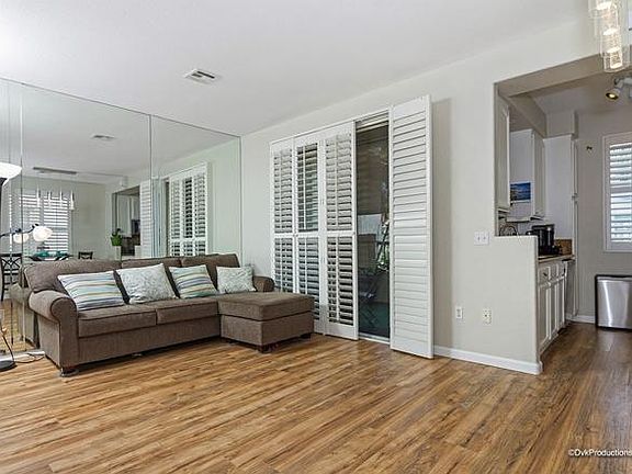 2nd image of 8863 Mira Mesa Blvd