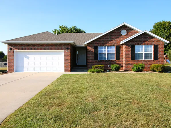 509 Silverleaf Ln, Willard, MO 65781
