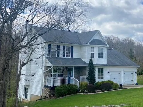 1853 Cove Cir E, Lawrenceburg, IN 47025