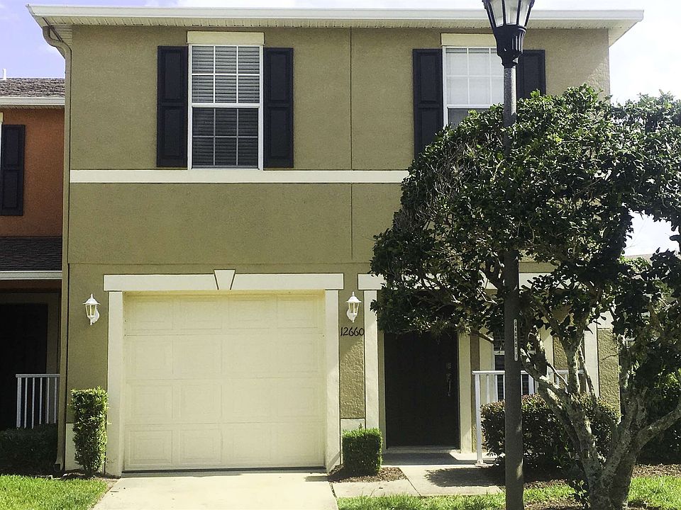 1st image of 12660 Somerset Oaks St