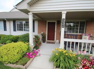 332 Virginia Ct, Pataskala, OH