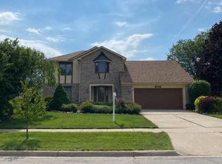 612 Burr Oak Dr, Ann Arbor, MI 48103