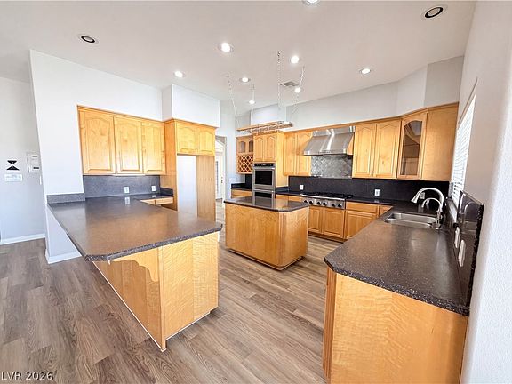 2nd image of 4870 Conough Ln
