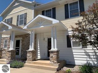 1427 Newport St, Traverse City, MI 49686