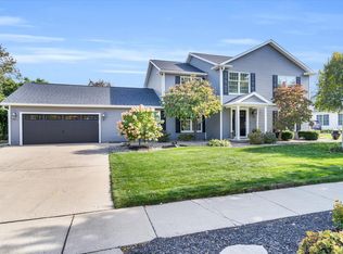 2720 Salisbury St, Champaign, IL 61821