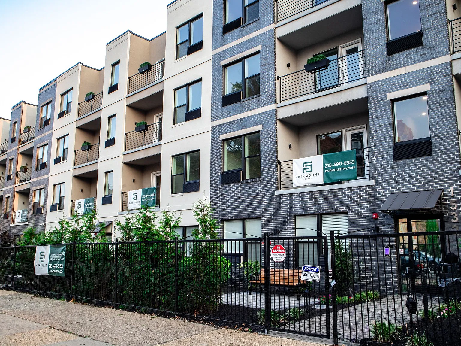 Fairmount Square — Photo 2