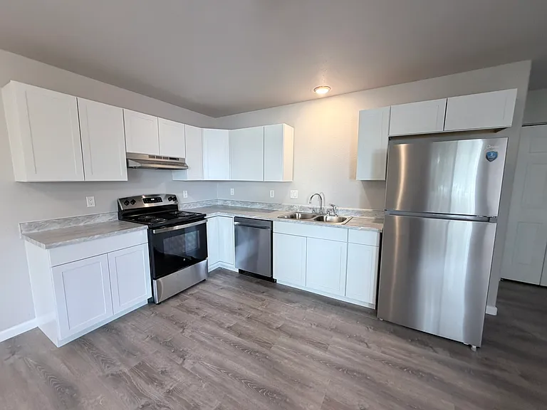 3246.5 Downey Ct #3 — Photo 3