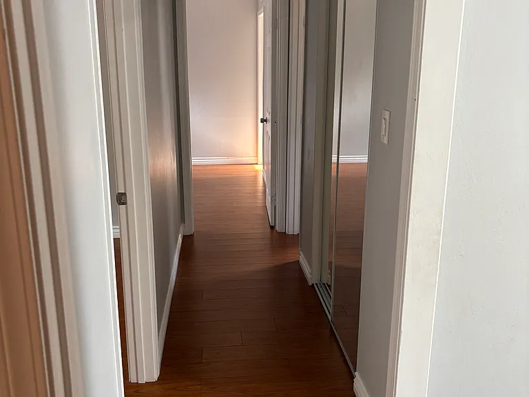 1494 Greenfield Dr — Photo 10