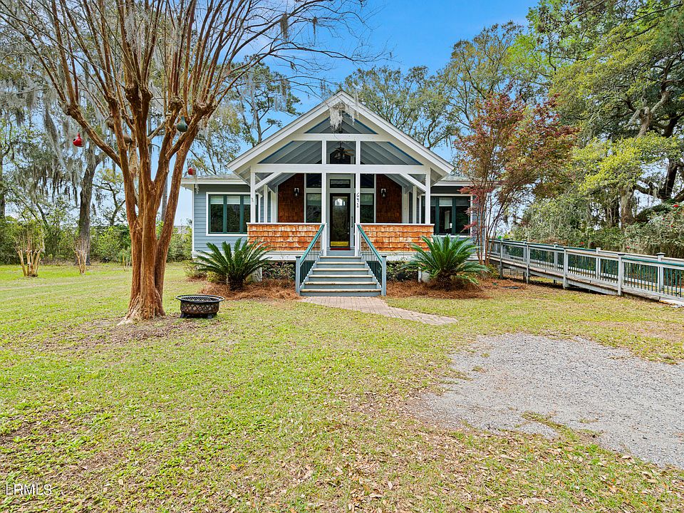 1st image of 641 Broad River Boulevard