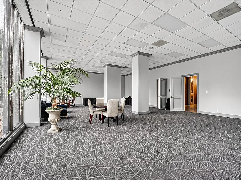5150 Hidalgo St #402 — Photo 13