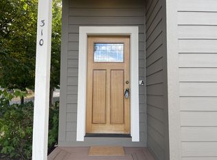 310 Talent Ave, Talent, OR 97540