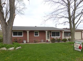 3667 Hummingbird Dr, Decatur, IL 62526