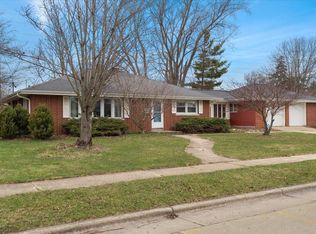 5708 55th Ave, Kenosha, WI 53144