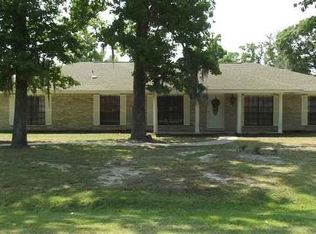 1045 Dugas St, Bridge City, TX 77611