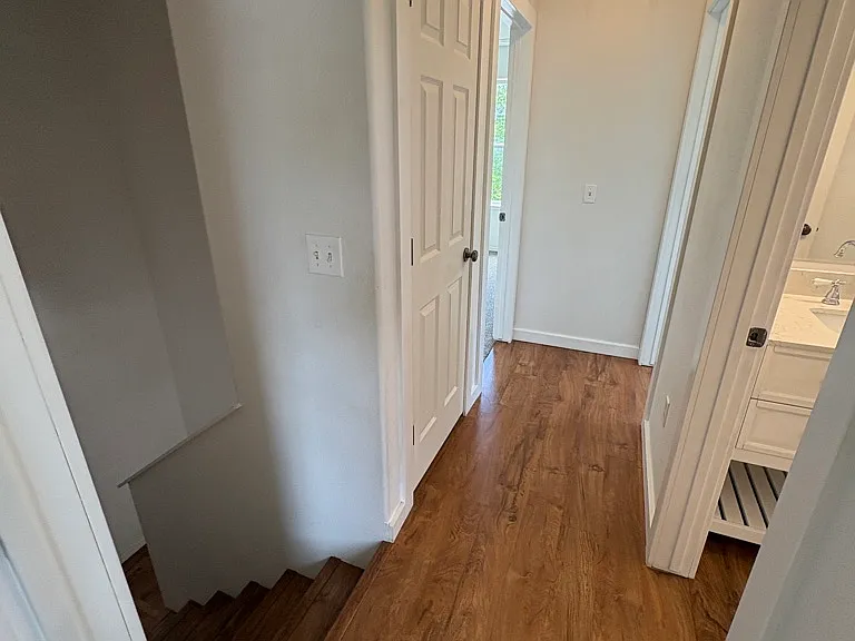 2029 W Kent Ave — Photo 12