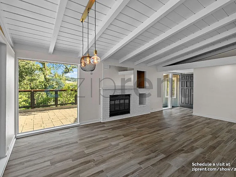 757 Tofflemire Dr — Photo 11