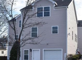 15 Young St APT 1, Quincy, MA 02171