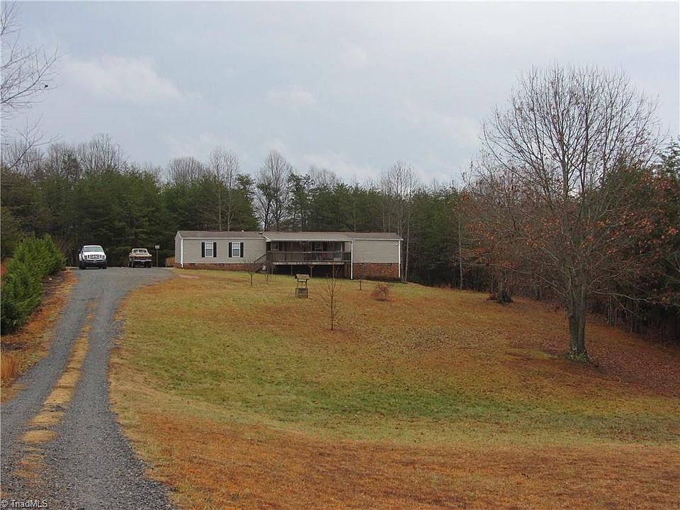 1st image of 221 Anglin Valley Ln