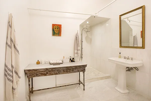 Rented by Brown Harris Stevens | media 24