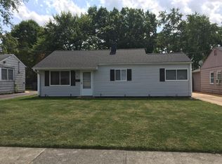 34 Broadmore Ave, Bedford, OH 44146