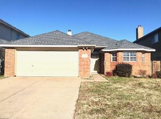 5620 Creekhollow Dr, Arlington, TX 76018