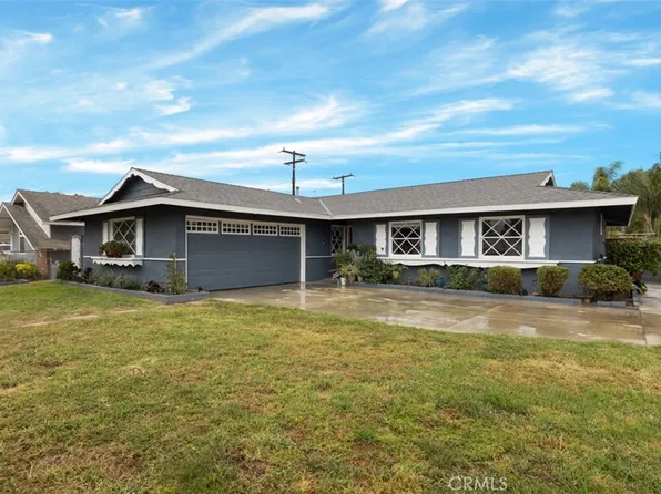 922 English St, Santa Ana, CA 92703