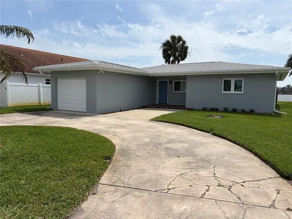 17045 Dolphin Dr, North Redington Beach, FL 33708