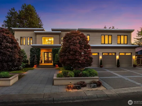 2 Crescent Key SE, Bellevue, WA 98006