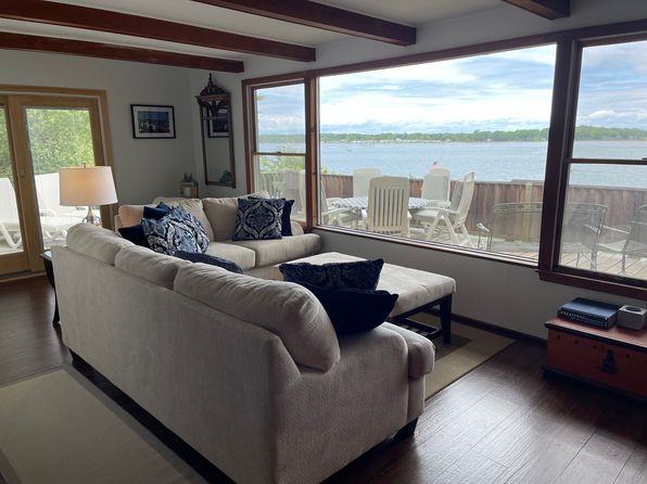 91 Shore Rd