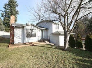 19415 61st Ave NE, Kenmore, WA 98028