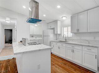 3384 Death Valley Dr, Las Vegas, NV 89122