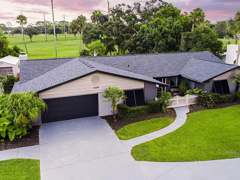 709 Fairway Dr — Photo 14