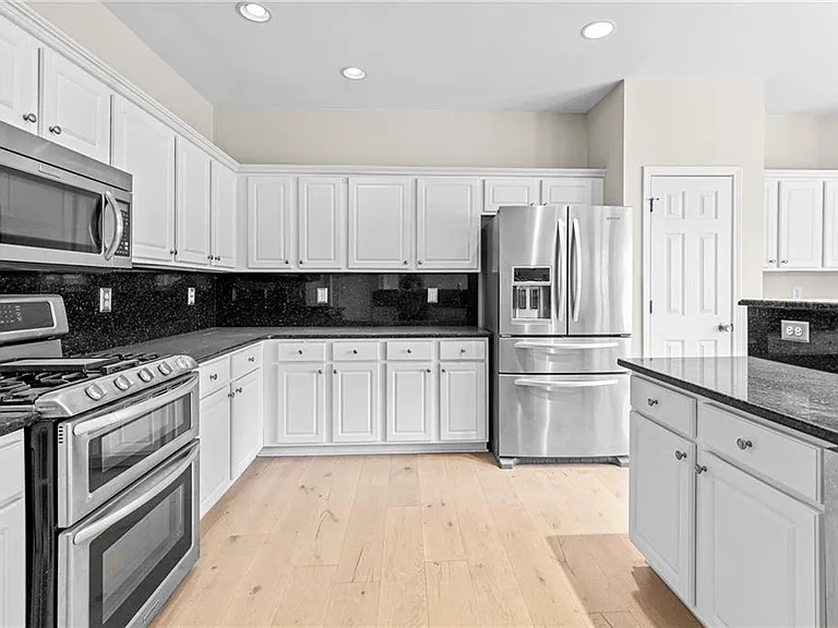 2030 Brook Meadow Dr — Photo 20