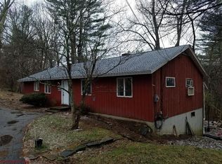 423 N Woodstock Rd, Southbridge, MA 01550