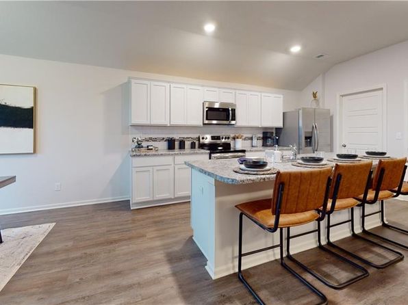 8033 SE 6th Ter, Blue Springs, MO 64014