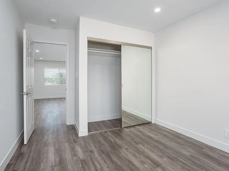 1541 Rockwood St #7 — Photo 15