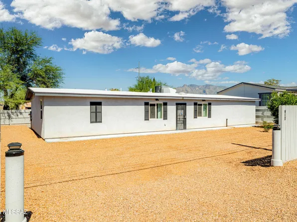 912 W Limberlost Dr, Tucson, AZ 85705