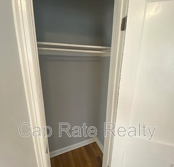 2299 Hamilton Ave — Photo 8