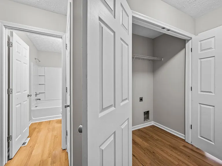 2754 Valley Green Dr — Photo 22