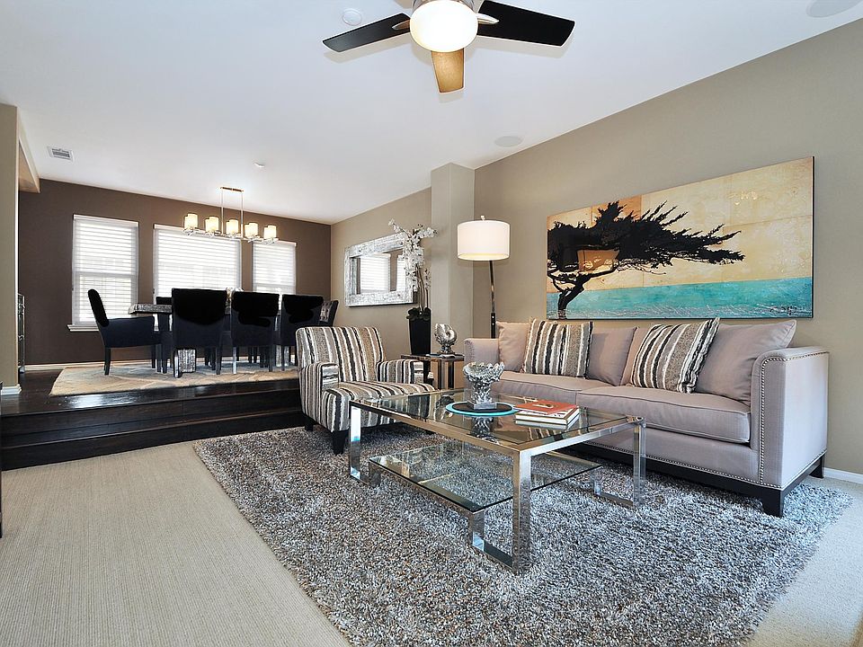1st image of 625 S Broadway #3
