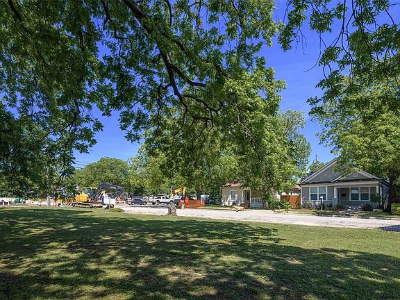 4th image of 652 N Tyler St Lot 10