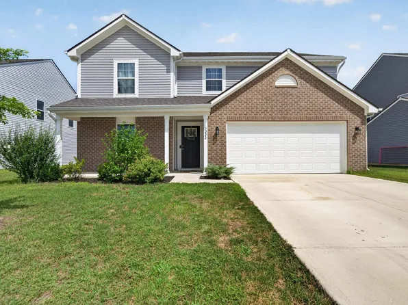 3222 Sand Walk Dr, Kokomo, IN 46902