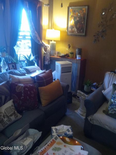 2nd image of 24 Kent Street
