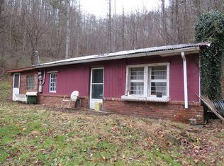 11548 Poplar St, Pound, VA 24279
