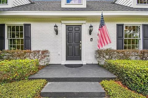 3rd image of 3330 Meadow View Ln