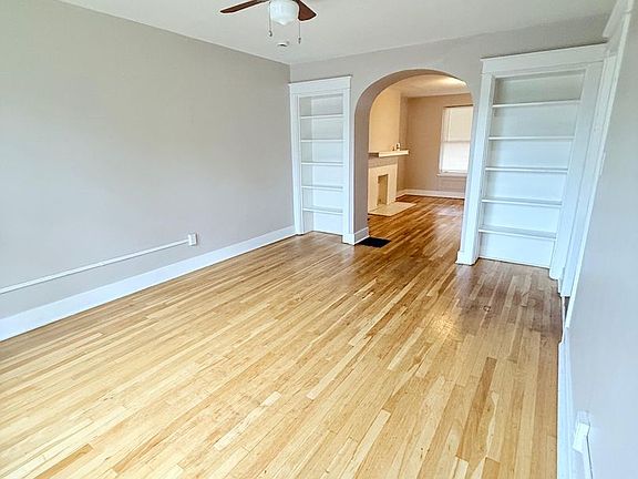 3rd image of 200-223 Gilliland Pl #221