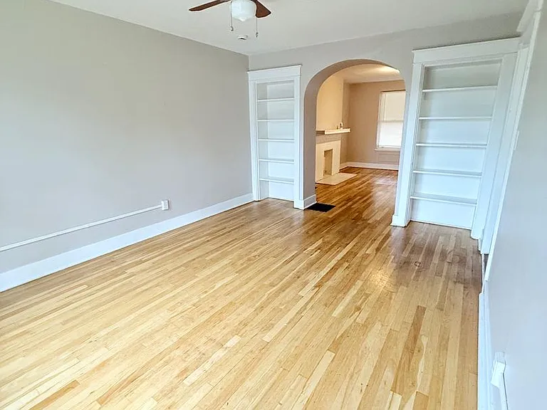 200-223 Gilliland Pl — Photo 3