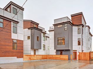 5523 34th Ave NW, Seattle, WA 98107