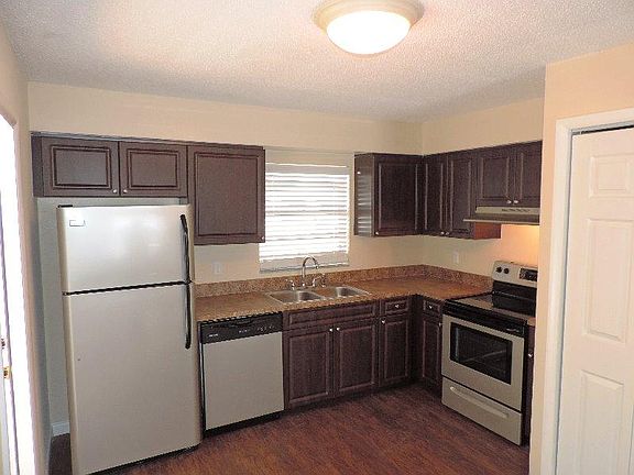 5th image of 5111 S Clarice Ct APT B