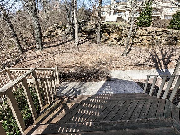3rd image of 13600 Mason Oaks Ln